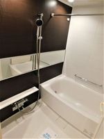 浴室:浴室換気乾燥機・追炊き機能付きのユニットバスです。ゆったりとした空間で一日の疲れも癒されます