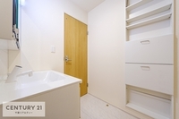 その他内観写真:地域密着のセンチュリー21＜千葉リアルティー＞へお問い合わせください！希望のお家を必ず探します！見つけます！