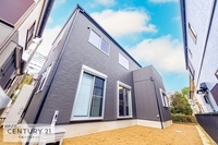 その他:落ち着きある住宅街、周囲には高い建物がなく、
陽当りを大きく遮られることもありません。気持ちの良い風が通り抜ける街並みです！