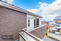 バルコニー:陽当たりの良いバルコニーで、お洗濯物もよく乾きそうですね！
お天気の良い日にはバルコニーへ出てリフレッシュするのも気持ちよさそうです。