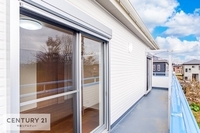 バルコニー:陽当たりの良いバルコニーで、お洗濯物もよく乾きそうですね！
お天気の良い日にはバルコニーへ出てリフレッシュするのも気持ちよさそうです。