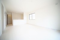 リビング:家具の形や色味でお部屋の雰囲気がガラリと変わります。どんな家具を置こうか考えただけでワクワクしますね！
ご家族との時間をたくさん過ごす場所なので、素敵な空間にしたいですね。