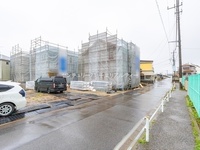 その他:前面道路が5.9ｍあり、車の出し入れもラクラクできます。
ぜひ一度、センチュリー21千葉リアルティーまでお問合せください！