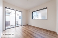 収納:たっぷり収納住空間。住空間をすっきり使うためには必須ポイントの収納スペースですよね。是非現地でご確認くださいませ。