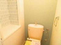 トイレ:温水洗浄便座付トイレももちろん新調。