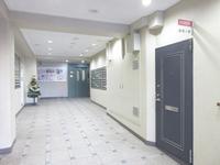 エントランス:管理人さんが常駐なので安心です。