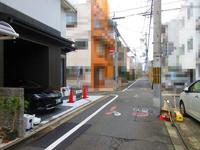 その他:北側の出水通は交通量少なめ。