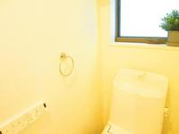 トイレ:トイレは2F。清潔で爽やかな空間。