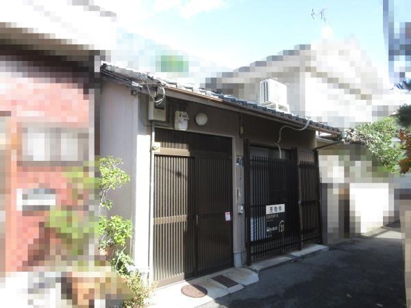 外観:南向きで日当たりの良い立地です