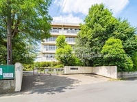 周辺環境:越谷市立栄進中学校