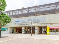 周辺環境:東武鉄道「獨協大学前」駅