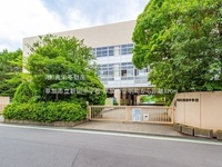 周辺環境:草加市立新田中学校