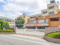 周辺環境:越谷市立東中学校