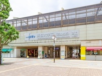 周辺環境:東武鉄道「獨協大学前」駅