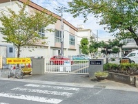 周辺環境:越谷市立蒲生小学校