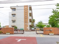 周辺環境:草加市立高砂小学校